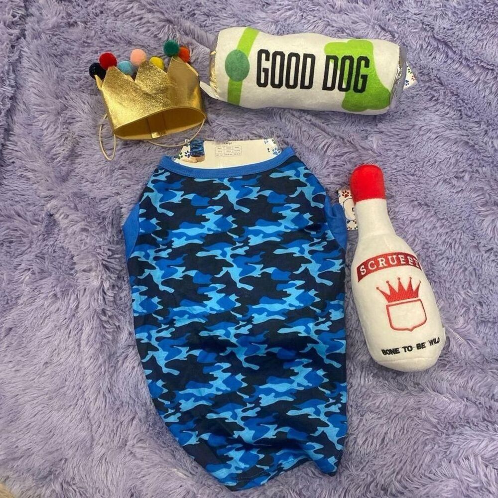 Large‎ Dog Birthday Shirt , Crown and 2 toys